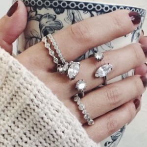 Adjustable cocktail ring